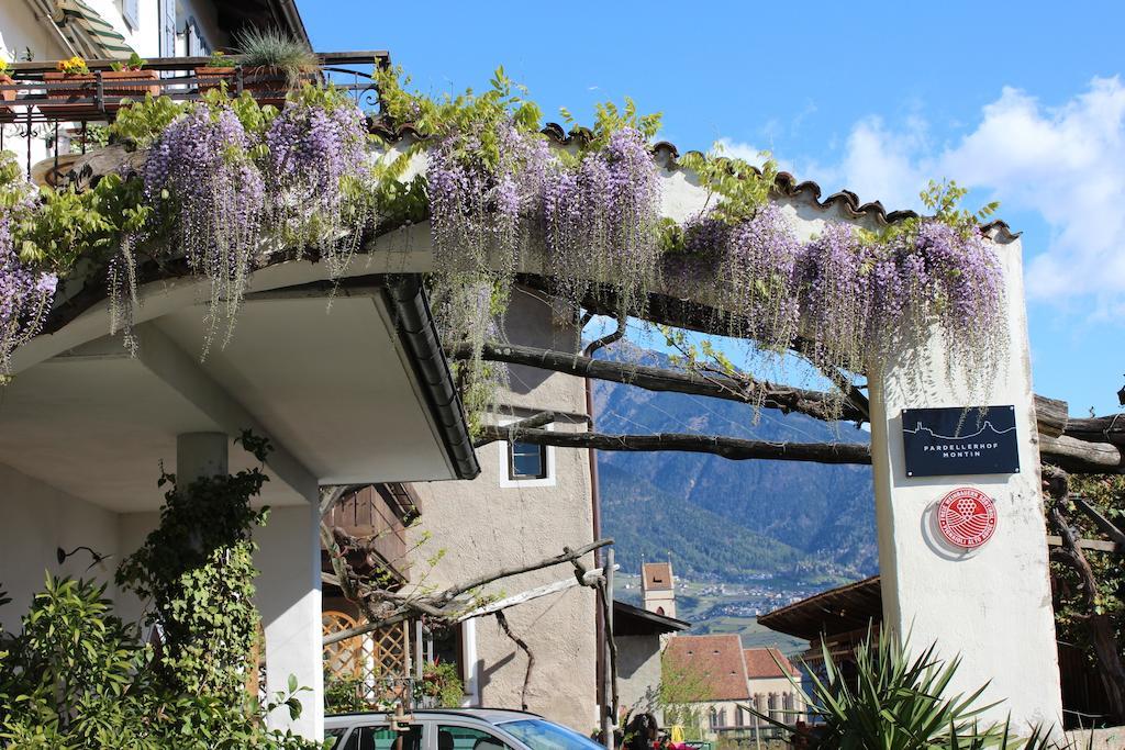 Weingut Pardellerhof Villa Marlengo Exterior foto