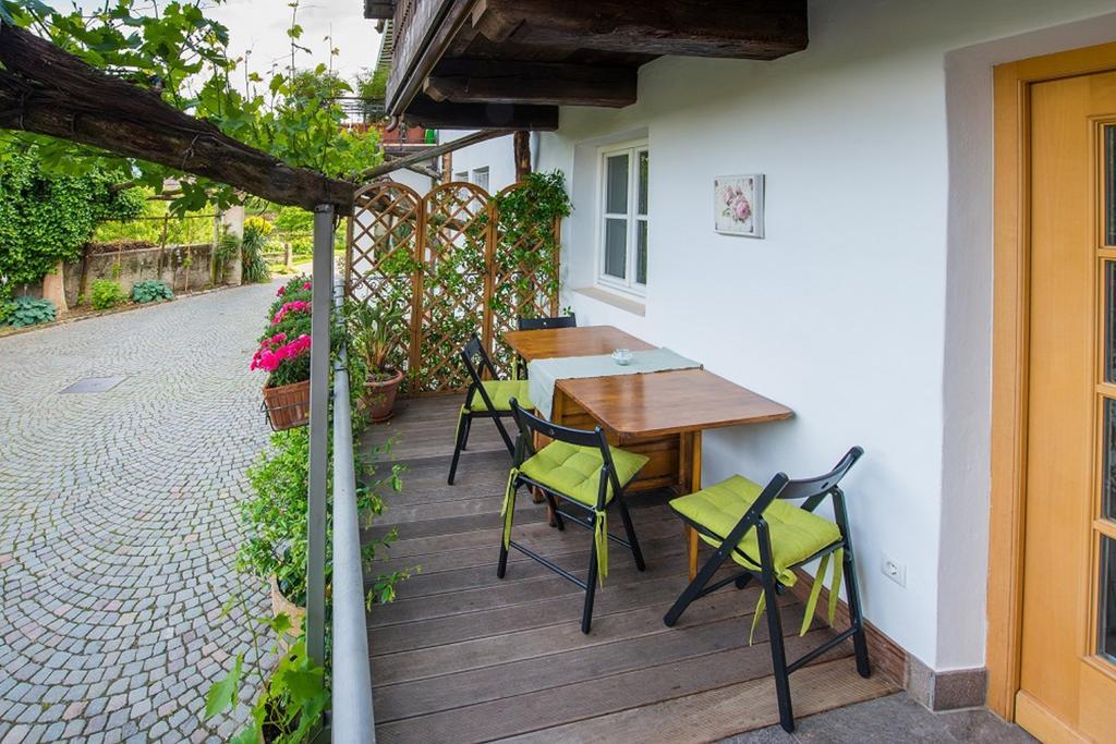 Weingut Pardellerhof Villa Marlengo Exterior foto